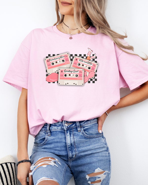 90s Country Tapes Pink | Gildan Light Pink